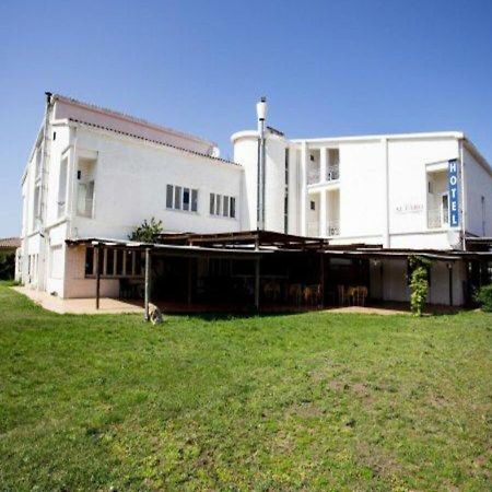 Hotel Al Faro San Teodoro  Eksteriør billede
