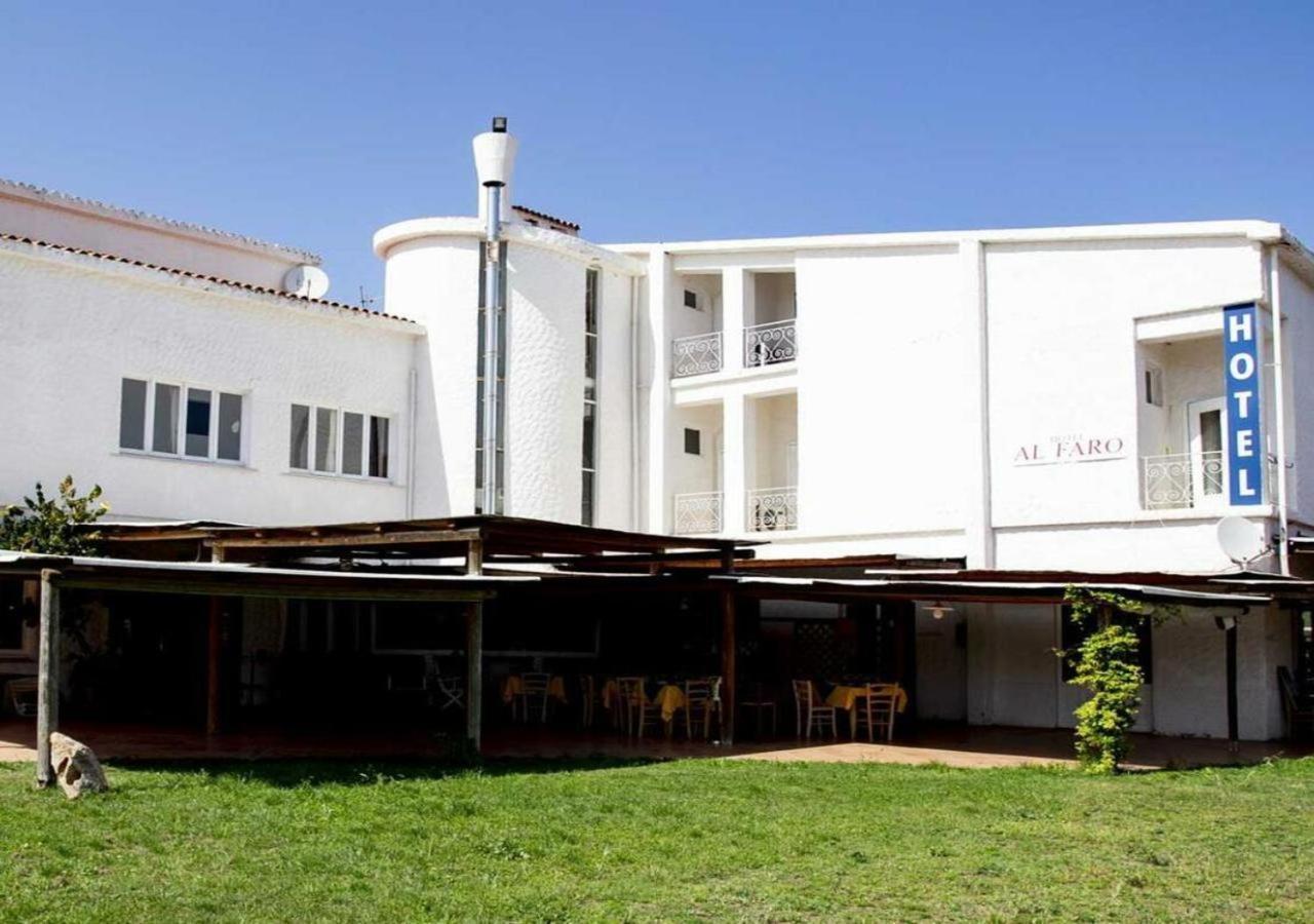 Hotel Al Faro San Teodoro  Eksteriør billede